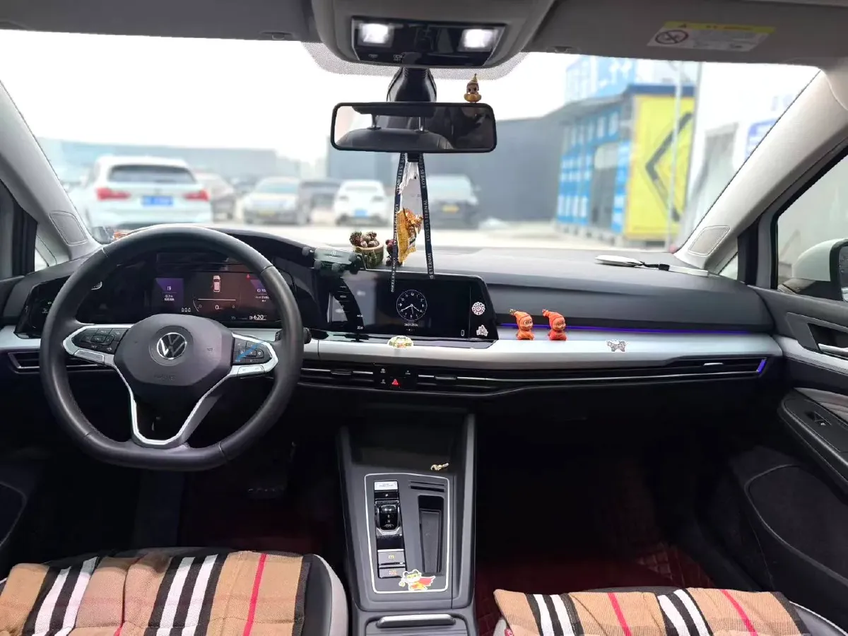 2023 Volkswagen Golf 1.4T 150HP L4 7DCT,autocango,china used car exporter,china ev exporter,chinese used car exporter,chinese used ev exporter
