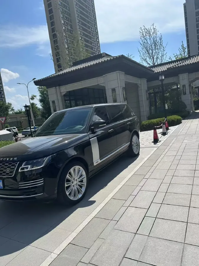 2022 Land Rover Range Rover 3.0T 400HP L6 8AT,autocango,china used car exporter,china ev exporter,chinese used car exporter,chinese used ev exporter