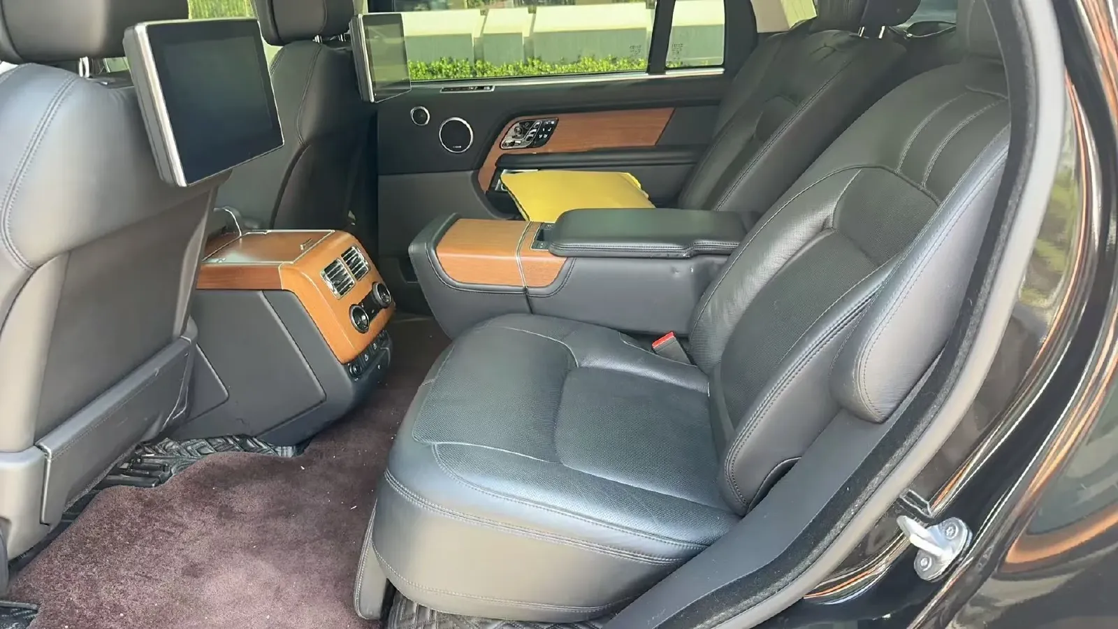 2022 Land Rover Range Rover 3.0T 400HP L6 8AT,autocango,china used car exporter,china ev exporter,chinese used car exporter,chinese used ev exporter