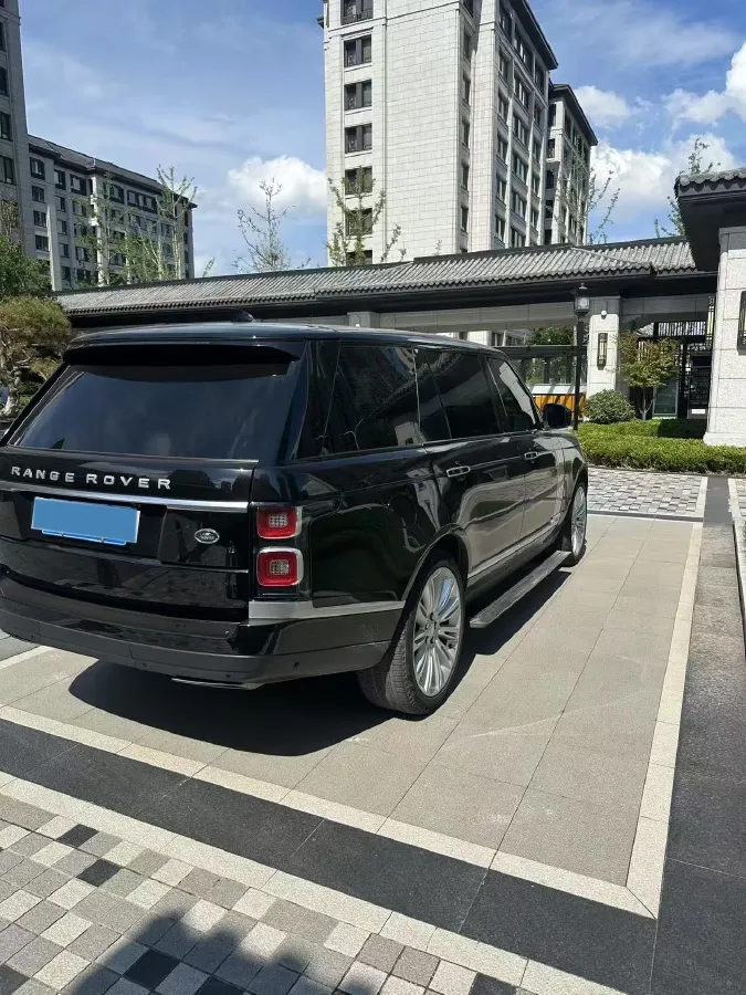 2022 Land Rover Range Rover 3.0T 400HP L6 8AT,autocango,china used car exporter,china ev exporter,chinese used car exporter,chinese used ev exporter