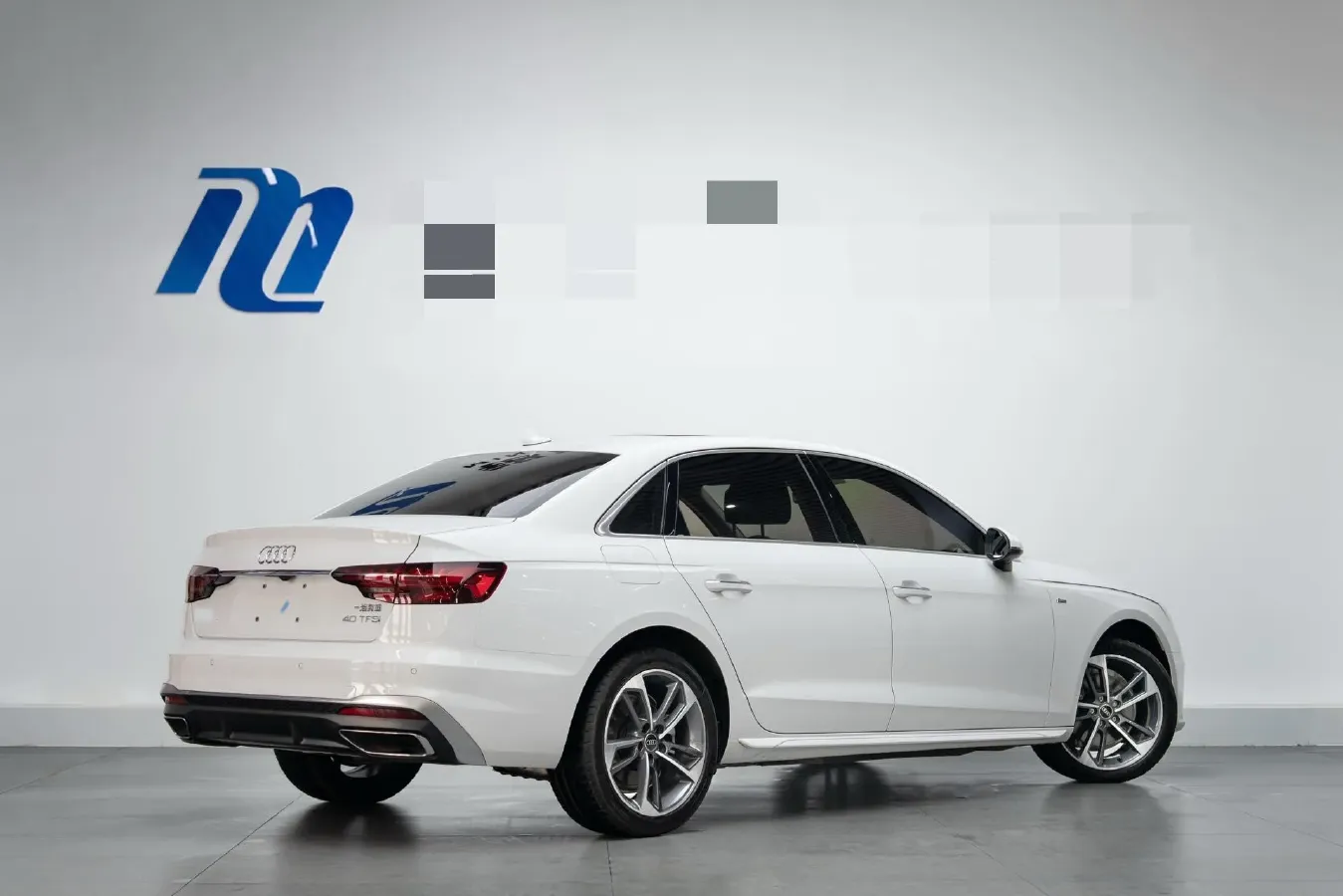 2023 Audi A4L 2.0T 190HP L4 7DCT,autocango,china used car exporter,china ev exporter,chinese used car exporter,chinese used ev exporter