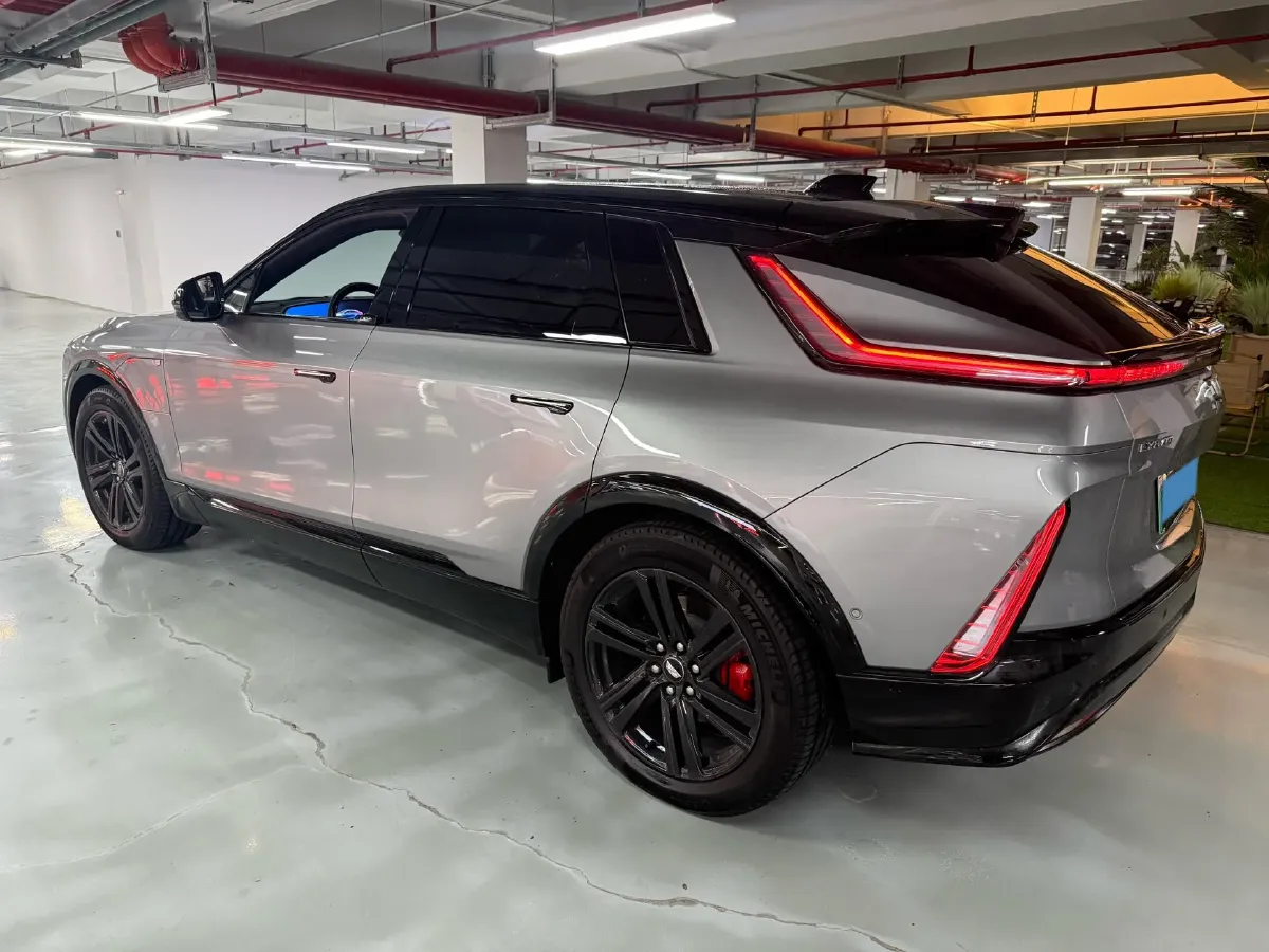 2022 Cadillac IQ Lyriq BEV 95.7KWH,autocango,china used car exporter,china ev exporter,chinese used car exporter,chinese used ev exporter
