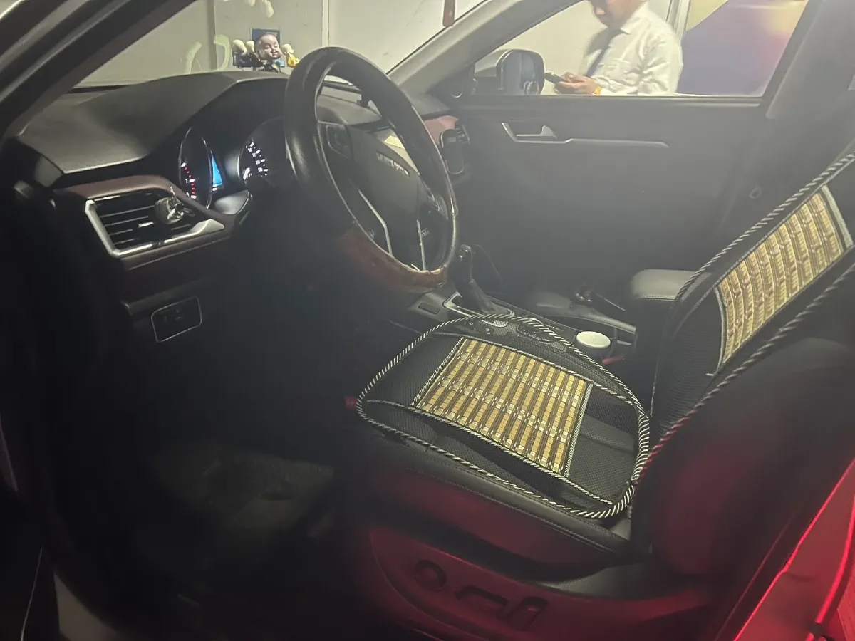 2018 Haval H6 Coupe 1.5T 169HP L4 7DCT,autocango,china used car exporter,china ev exporter,chinese used car exporter,chinese used ev exporter