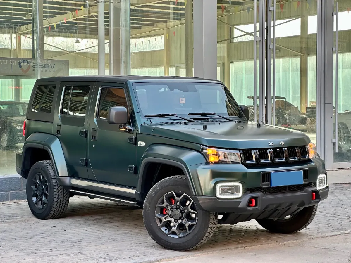 2023 Beijing BJ40 2.0T 163HP L4 8AT,autocango,china used car exporter,china ev exporter,chinese used car exporter,chinese used ev exporter