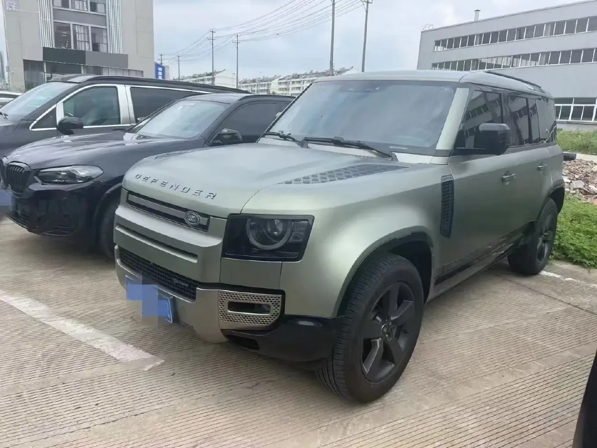 2023 Land Rover Defender 3.0T 400HP L6 8AT,autocango,china used car exporter,china ev exporter,chinese used car exporter,chinese used ev exporter