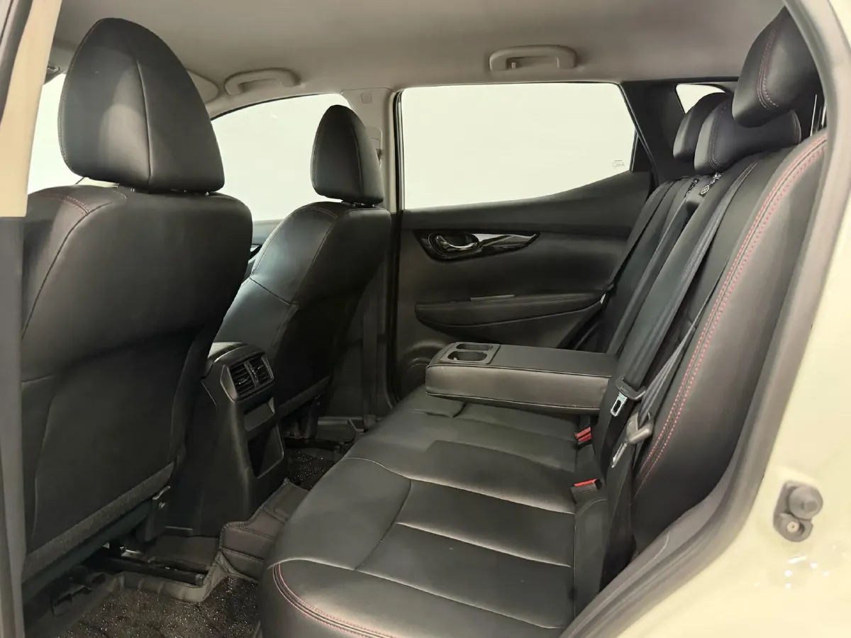 2022 Nissan Qashqai 2.0L 151HP L4 CVT,autocango,china used car exporter,china ev exporter,chinese used car exporter,chinese used ev exporter