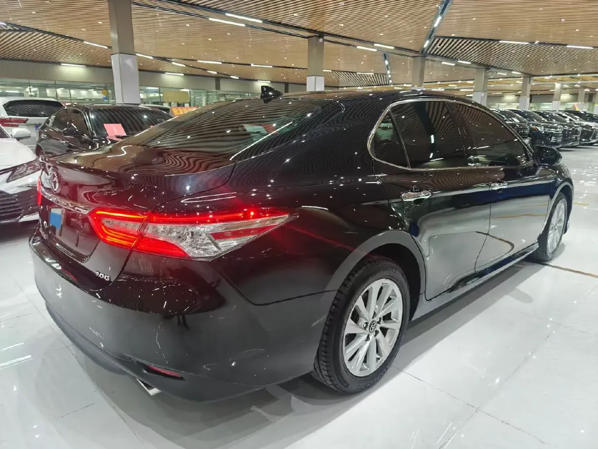 2021 Toyota Camry 2.0L 178HP L4 CVT,autocango,china used car exporter,china ev exporter,chinese used car exporter,chinese used ev exporter