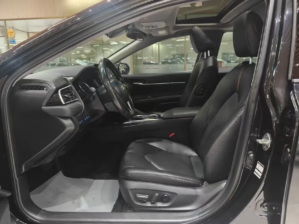 2021 Toyota Camry 2.0L 178HP L4 CVT,autocango,china used car exporter,china ev exporter,chinese used car exporter,chinese used ev exporter