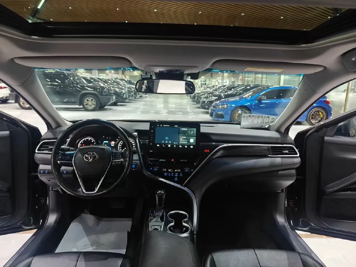 2021 Toyota Camry 2.0L 178HP L4 CVT,autocango,china used car exporter,china ev exporter,chinese used car exporter,chinese used ev exporter