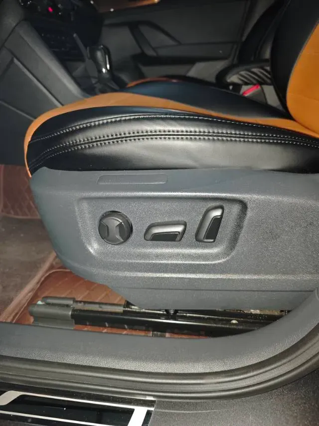 2021 Volkswagen Tharu 1.4T 150HP L4 7DCT,autocango,china used car exporter,china ev exporter,chinese used car exporter,chinese used ev exporter