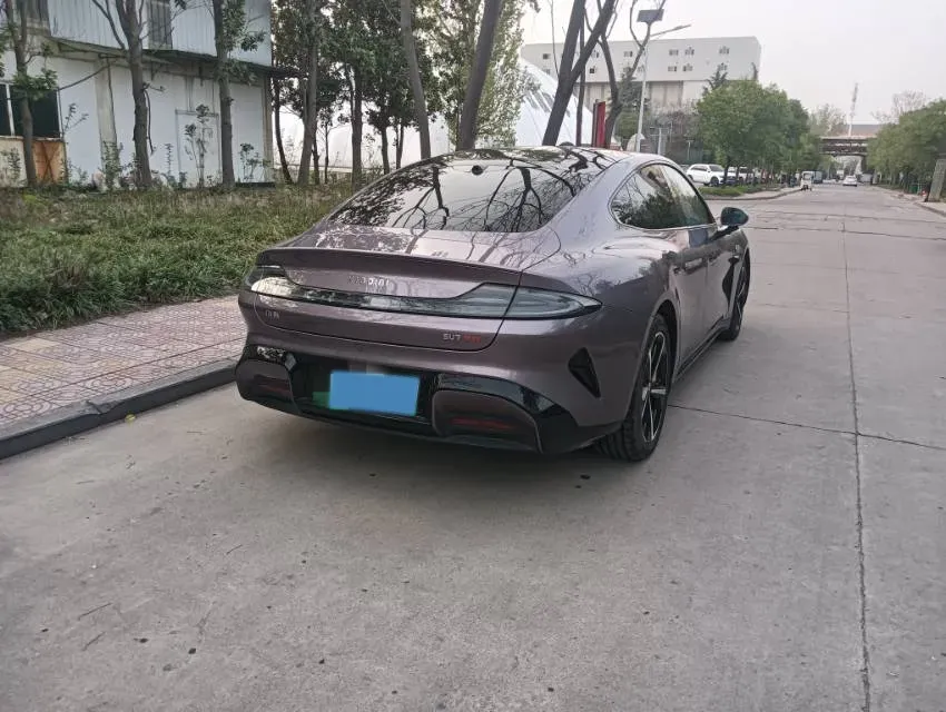 2024 MI SU7 BEV 101KWH,autocango,china used car exporter,china ev exporter,chinese used car exporter,chinese used ev exporter