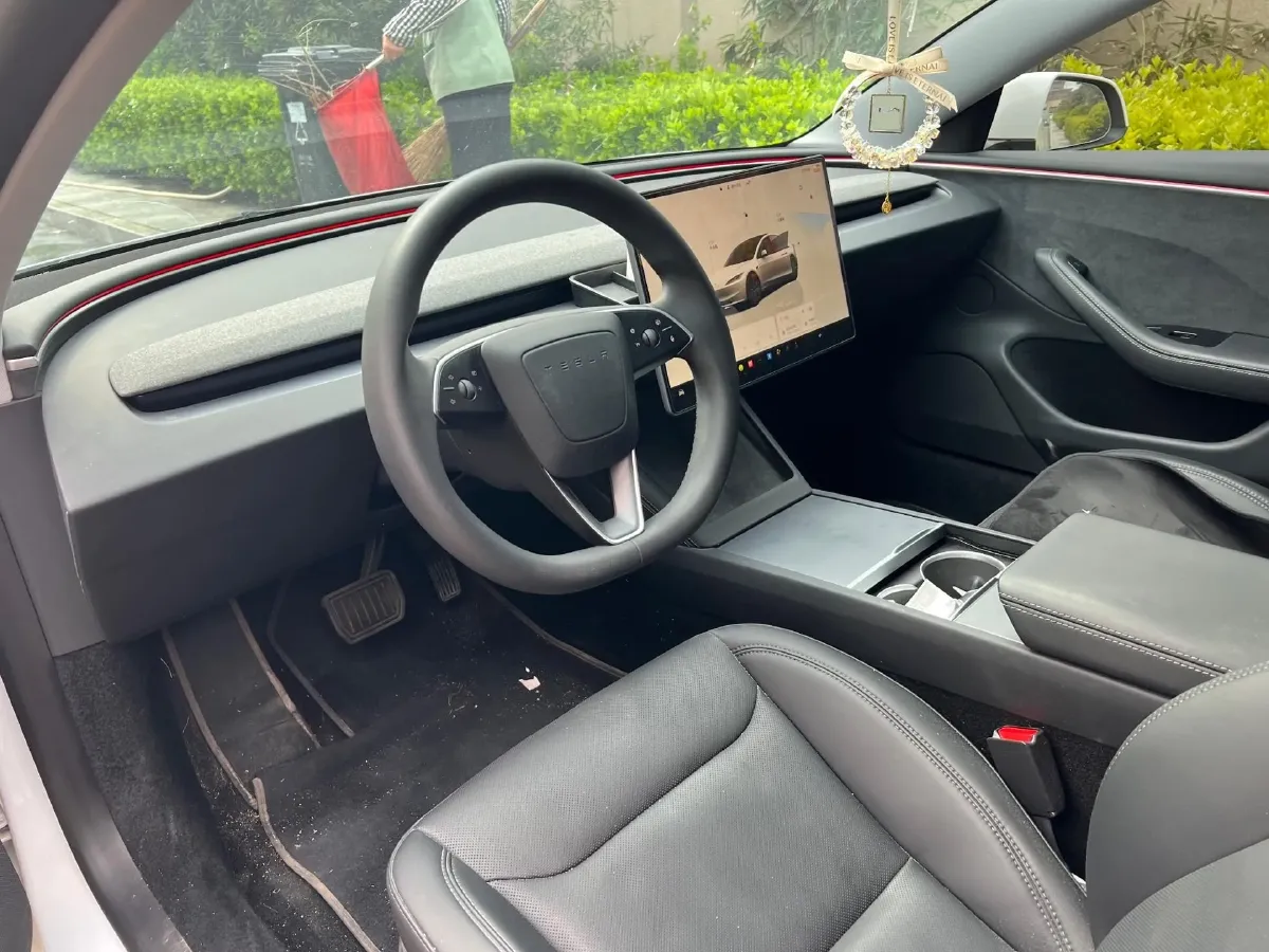 2023 Buick EnvisionPlus 2.0T 237HP L4 9AT,autocango,china used car exporter,china ev exporter,chinese used car exporter,chinese used ev exporter