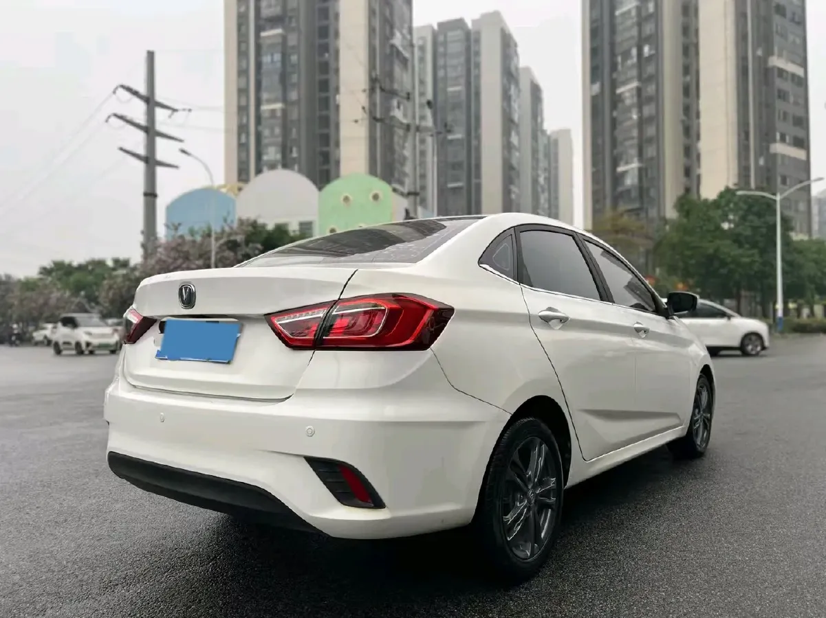 2019 ChangAn Eado DT 1.6L 125HP L4 5MT,autocango,china used car exporter,china ev exporter,chinese used car exporter,chinese used ev exporter