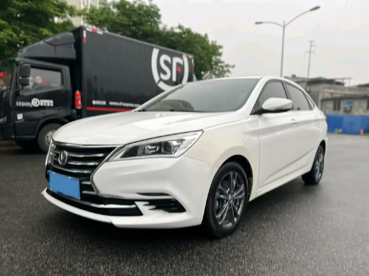 2019 ChangAn Eado DT 1.6L 125HP L4 5MT,autocango,china used car exporter,china ev exporter,chinese used car exporter,chinese used ev exporter