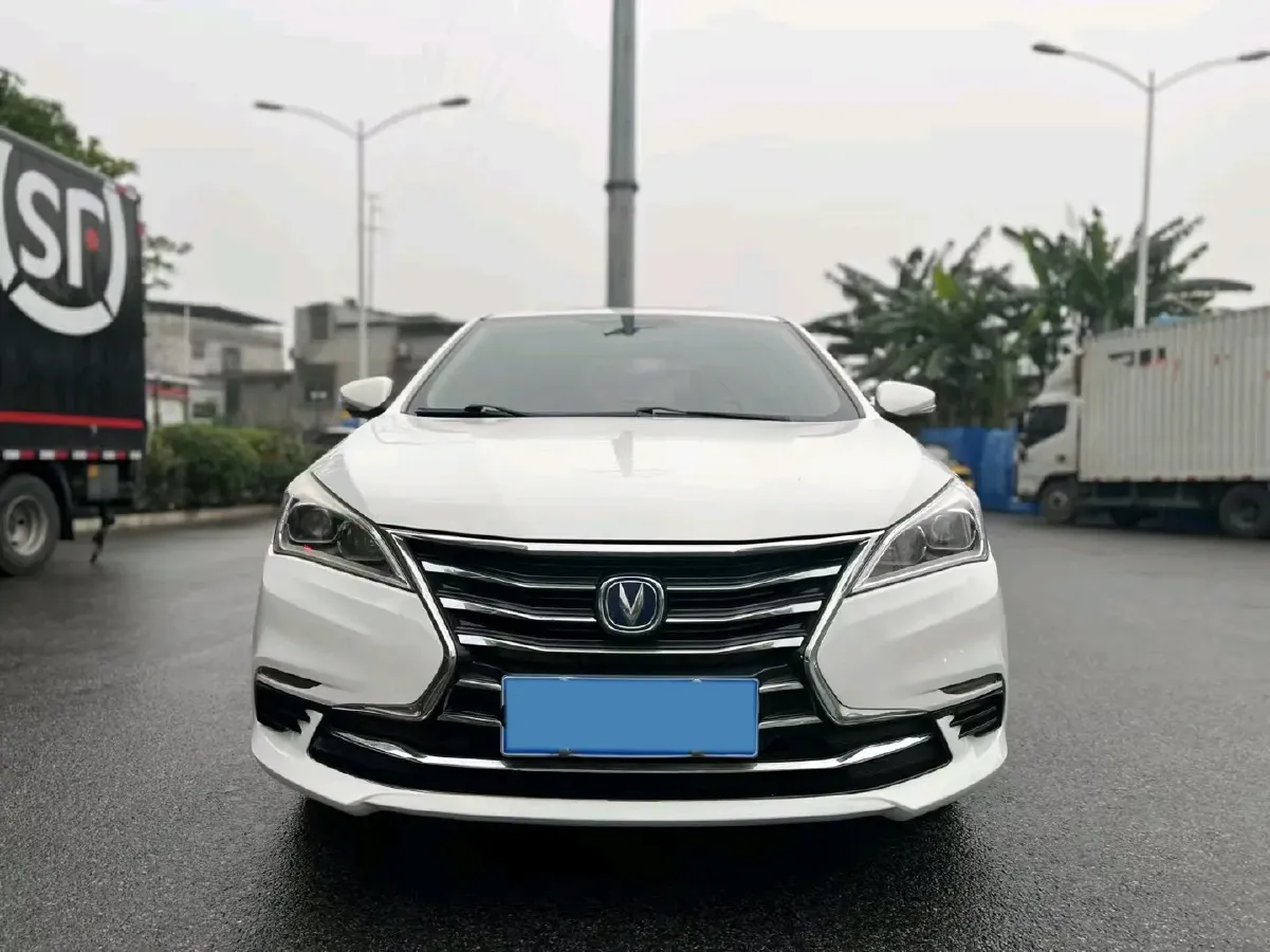 2019 ChangAn Eado DT 1.6L 125HP L4 5MT,autocango,china used car exporter,china ev exporter,chinese used car exporter,chinese used ev exporter