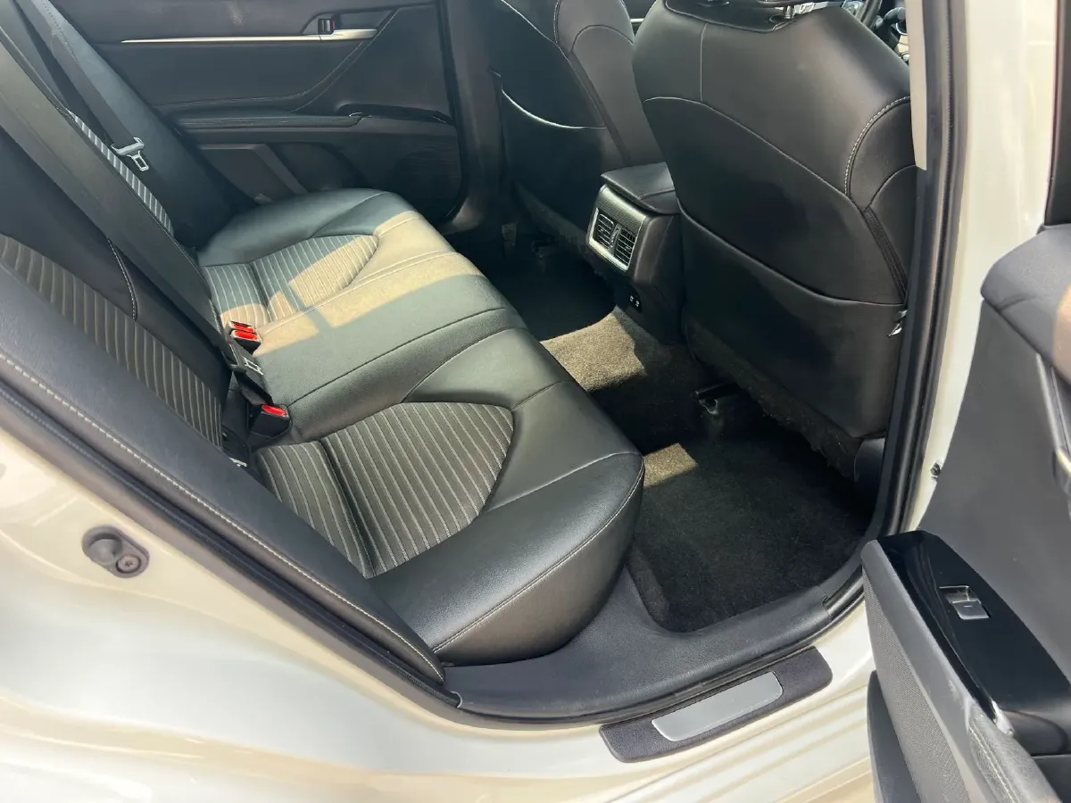 2022 Toyota Camry 2.0L 178HP L4 CVT,autocango,china used car exporter,china ev exporter,chinese used car exporter,chinese used ev exporter