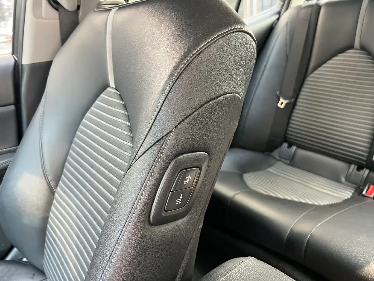 2022 Toyota Camry 2.0L 178HP L4 CVT,autocango,china used car exporter,china ev exporter,chinese used car exporter,chinese used ev exporter