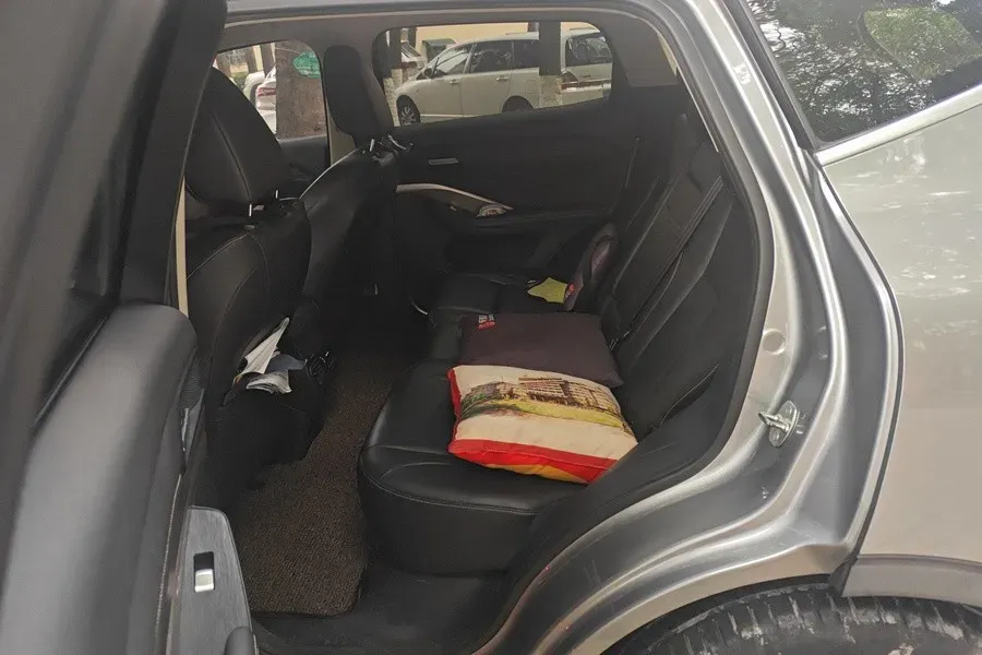 2020 WEY VV6 2.0T 227HP L4 7DCT,autocango,china used car exporter,china ev exporter,chinese used car exporter,chinese used ev exporter