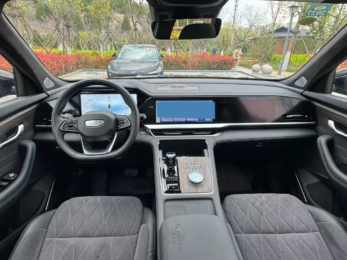 2025 Geely Monjaro 2.0T 238HP L4 8AT,autocango,china used car exporter,china ev exporter,chinese used car exporter,chinese used ev exporter