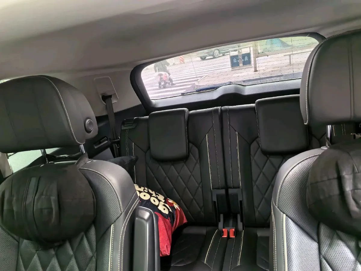 2022 Volkswagen Talagon 2.0T 220HP L4 7DCT,autocango,china used car exporter,china ev exporter,chinese used car exporter,chinese used ev exporter