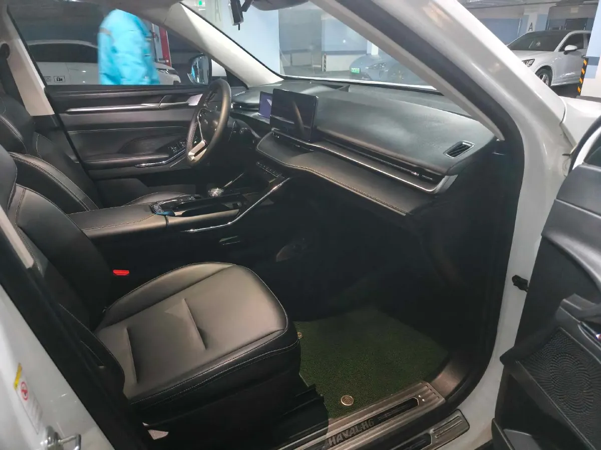 2021 Haval H6 1.5T 169HP L4 7DCT,autocango,china used car exporter,china ev exporter,chinese used car exporter,chinese used ev exporter