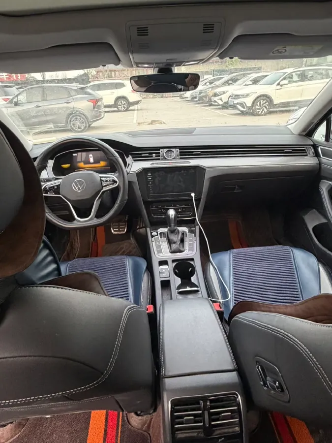 2023 Volkswagen Magotan 2.0T 186HP L4 7DCT,autocango,china used car exporter,china ev exporter,chinese used car exporter,chinese used ev exporter