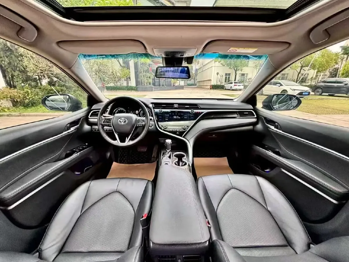 2019 Toyota Camry 2.0L 178HP L4 CVT,autocango,china used car exporter,china ev exporter,chinese used car exporter,chinese used ev exporter