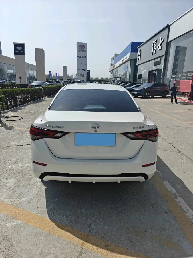 2022 Nissan Sylphy 1.6L 135HP L4 CVT,autocango,china used car exporter,china ev exporter,chinese used car exporter,chinese used ev exporter