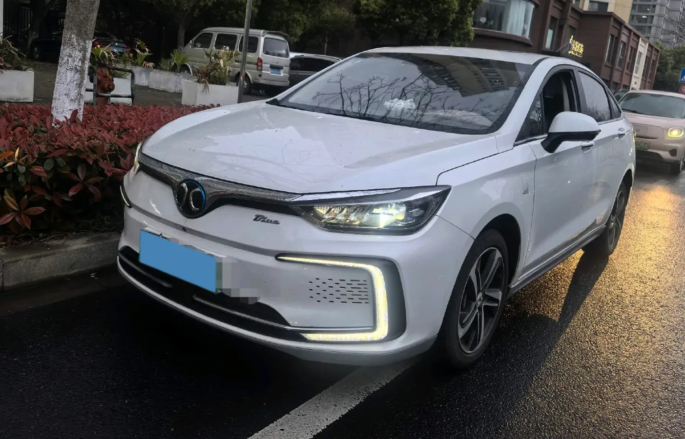 2018 BeiJing Auto EU5 BEV 53.66KWH,autocango,china used car exporter,china ev exporter,chinese used car exporter,chinese used ev exporter