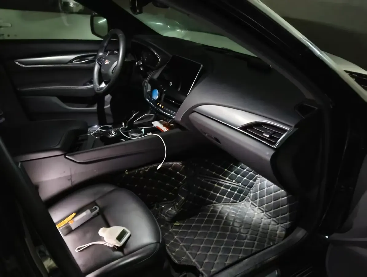 2021 Cadillac CT5 2.0T 237HP L4 10AT,autocango,china used car exporter,china ev exporter,chinese used car exporter,chinese used ev exporter