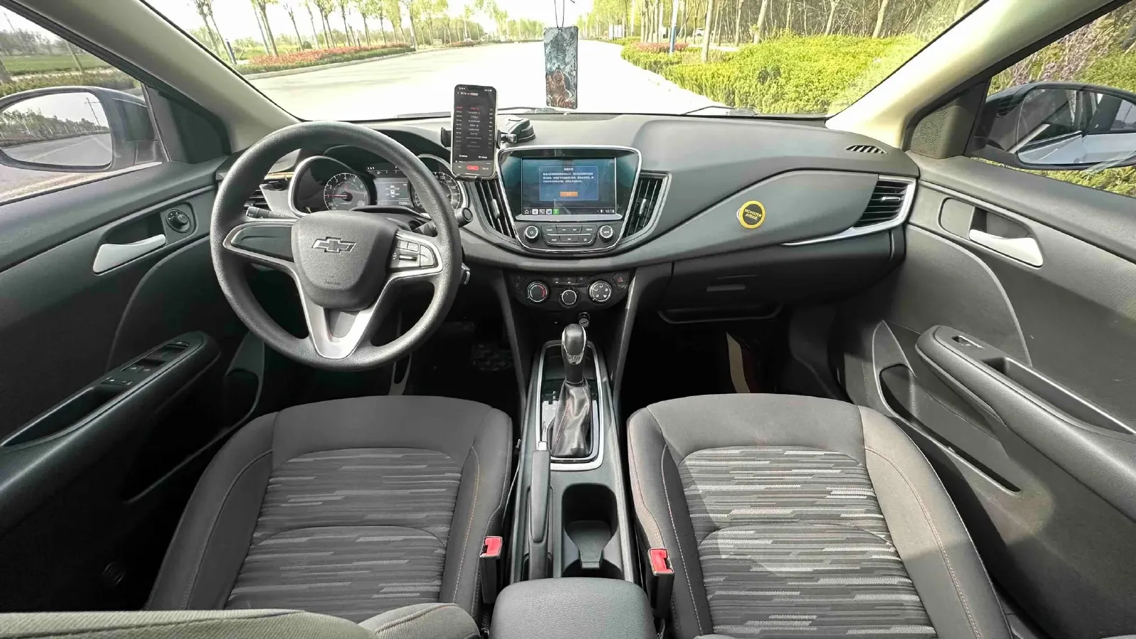 2019 Chevrolet Monza 1.0T 125HP L3 6DCT,autocango,china used car exporter,china ev exporter,chinese used car exporter,chinese used ev exporter