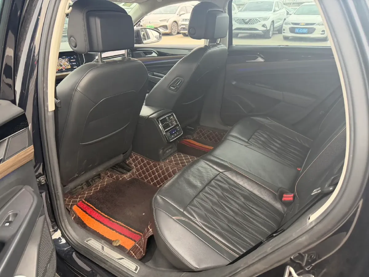 2019 Volvo V40 1.5T 152HP L4 6AT,autocango,china used car exporter,china ev exporter,chinese used car exporter,chinese used ev exporter