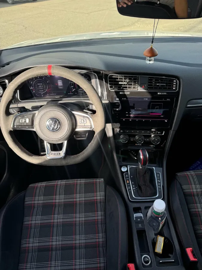 2019 Buick EnvisionPlus 2.0T 260HP L4 9AT,autocango,china used car exporter,china ev exporter,chinese used car exporter,chinese used ev exporter