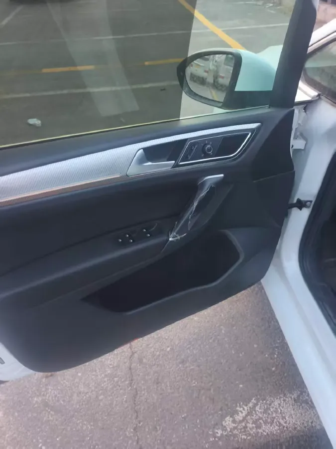 2019 Volkswagen Passat 1.4T 150HP L4 7DCT,autocango,china used car exporter,china ev exporter,chinese used car exporter,chinese used ev exporter