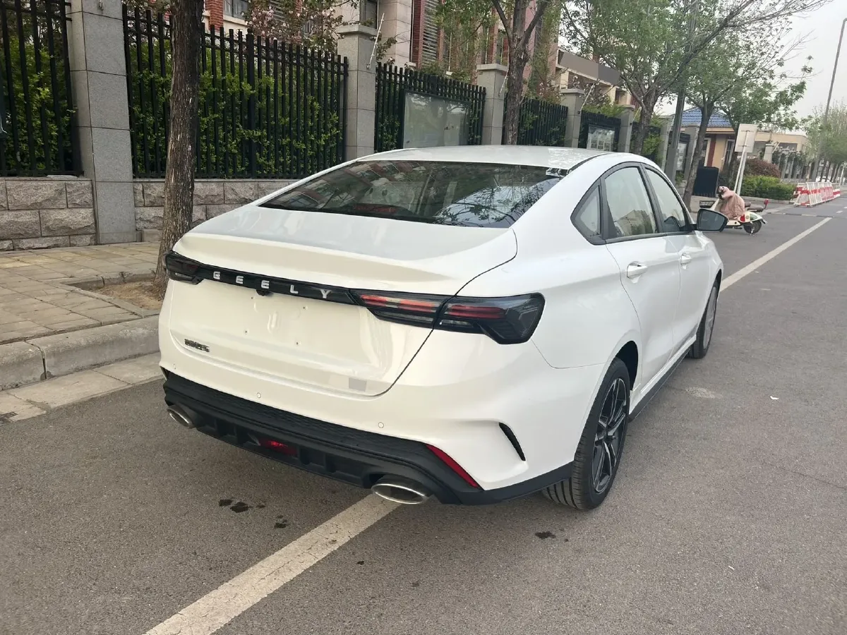 2024 Geely Binray 1.5T 181HP L4 7DCT,autocango,china used car exporter,china ev exporter,chinese used car exporter,chinese used ev exporter