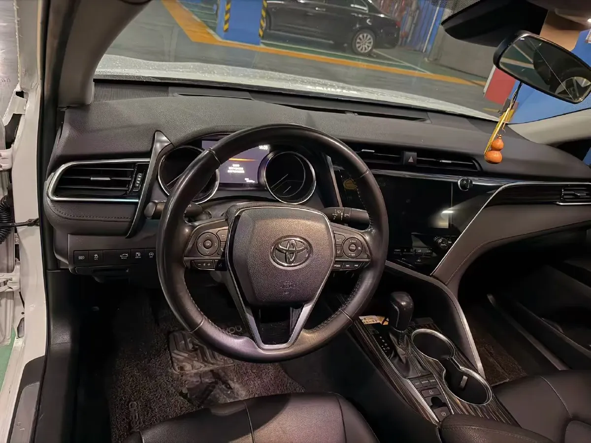 2019 Toyota Camry 2.5L 209HP L4 8AT,autocango,china used car exporter,china ev exporter,chinese used car exporter,chinese used ev exporter