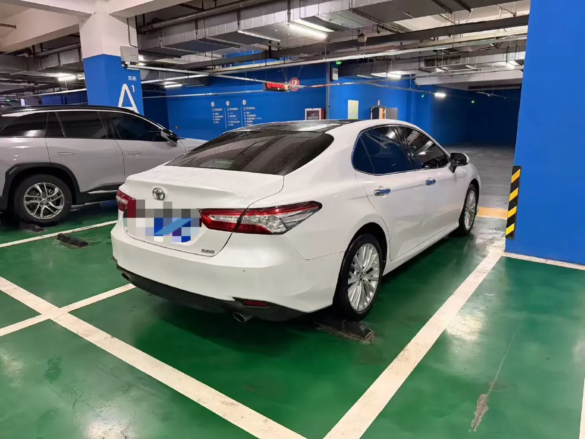 2019 Toyota Camry 2.5L 209HP L4 8AT,autocango,china used car exporter,china ev exporter,chinese used car exporter,chinese used ev exporter