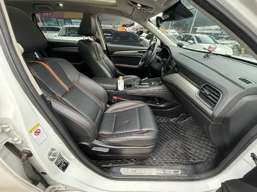 2020 Haval F7 2.0T 224HP L4 7DCT,autocango,china used car exporter,china ev exporter,chinese used car exporter,chinese used ev exporter