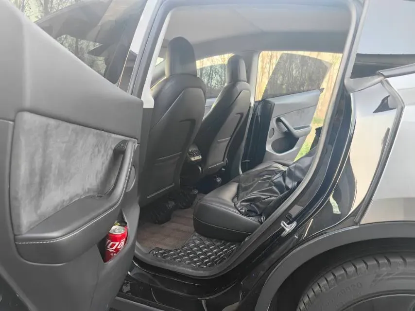 2022 Tesla Model Y BEV 60KWH,autocango,china used car exporter,china ev exporter,chinese used car exporter,chinese used ev exporter