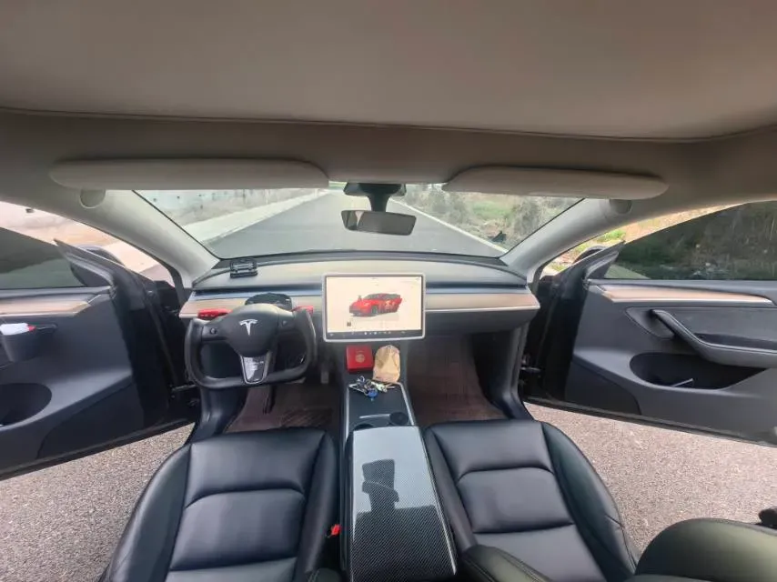 2022 Tesla Model Y BEV 60KWH,autocango,china used car exporter,china ev exporter,chinese used car exporter,chinese used ev exporter