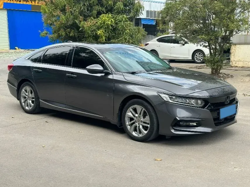 2018 Honda Accord 1.5T 194HP L4 CVT,autocango,china used car exporter,china ev exporter,chinese used car exporter,chinese used ev exporter