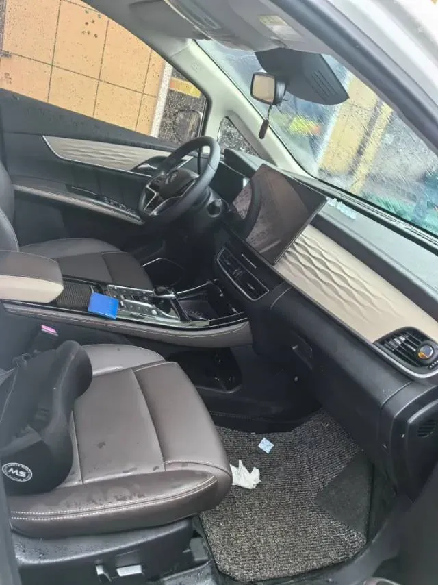 2022 Skyworth HT-i 1.5L 110HP L4 E-CVT PHEV 21.68KWH,autocango,china used car exporter,china ev exporter,chinese used car exporter,chinese used ev exporter