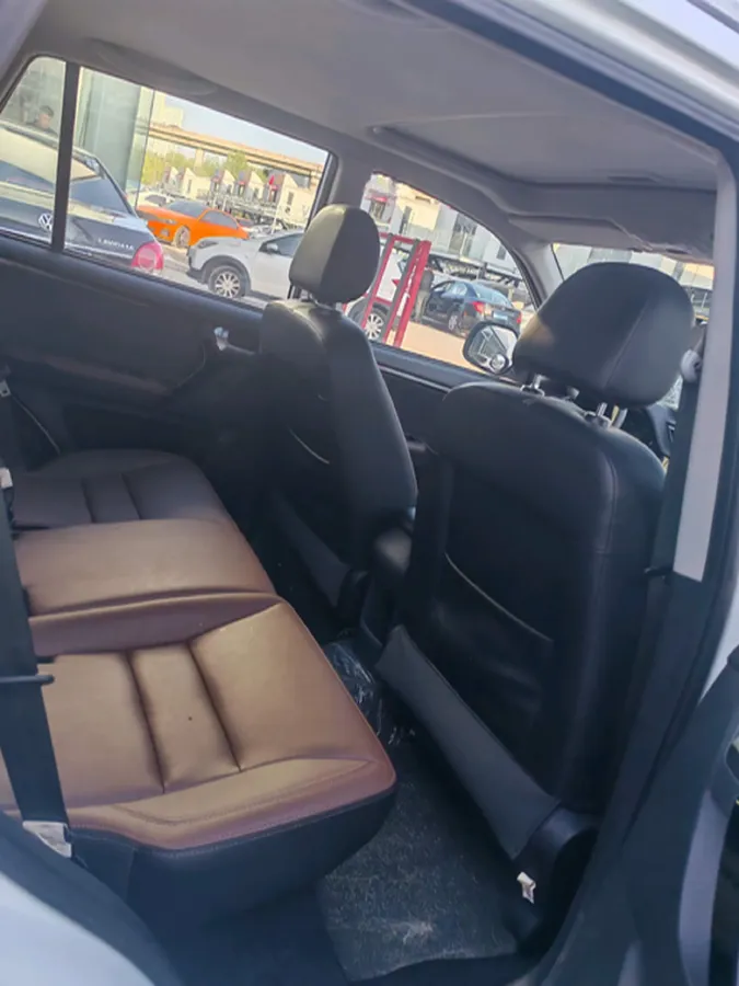 2018 Chery Tiggo 3 1.6L 126HP L4 5MT,autocango,china used car exporter,china ev exporter,chinese used car exporter,chinese used ev exporter