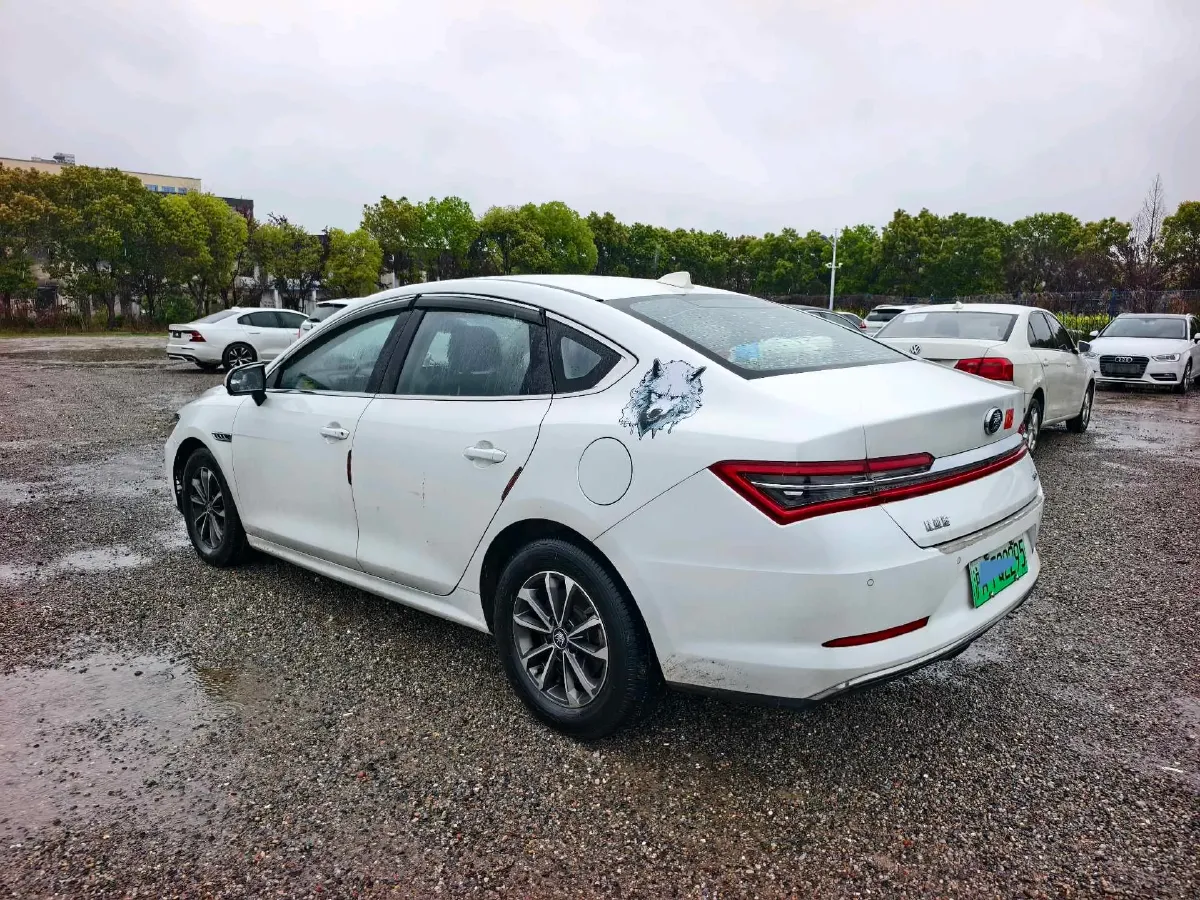 2019 BYD Qin Pro 1.5T 154HP L4 6DCT PHEV,autocango,china used car exporter,china ev exporter,chinese used car exporter,chinese used ev exporter