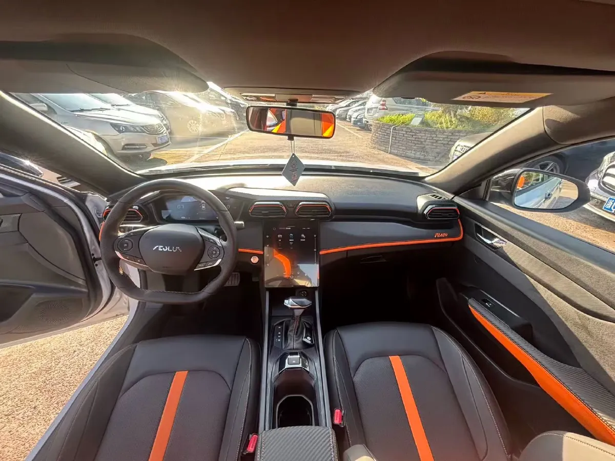 2024 DongFeng Aeolus YiXuan 1.5T 197HP L4 6DCT,autocango,china used car exporter,china ev exporter,chinese used car exporter,chinese used ev exporter