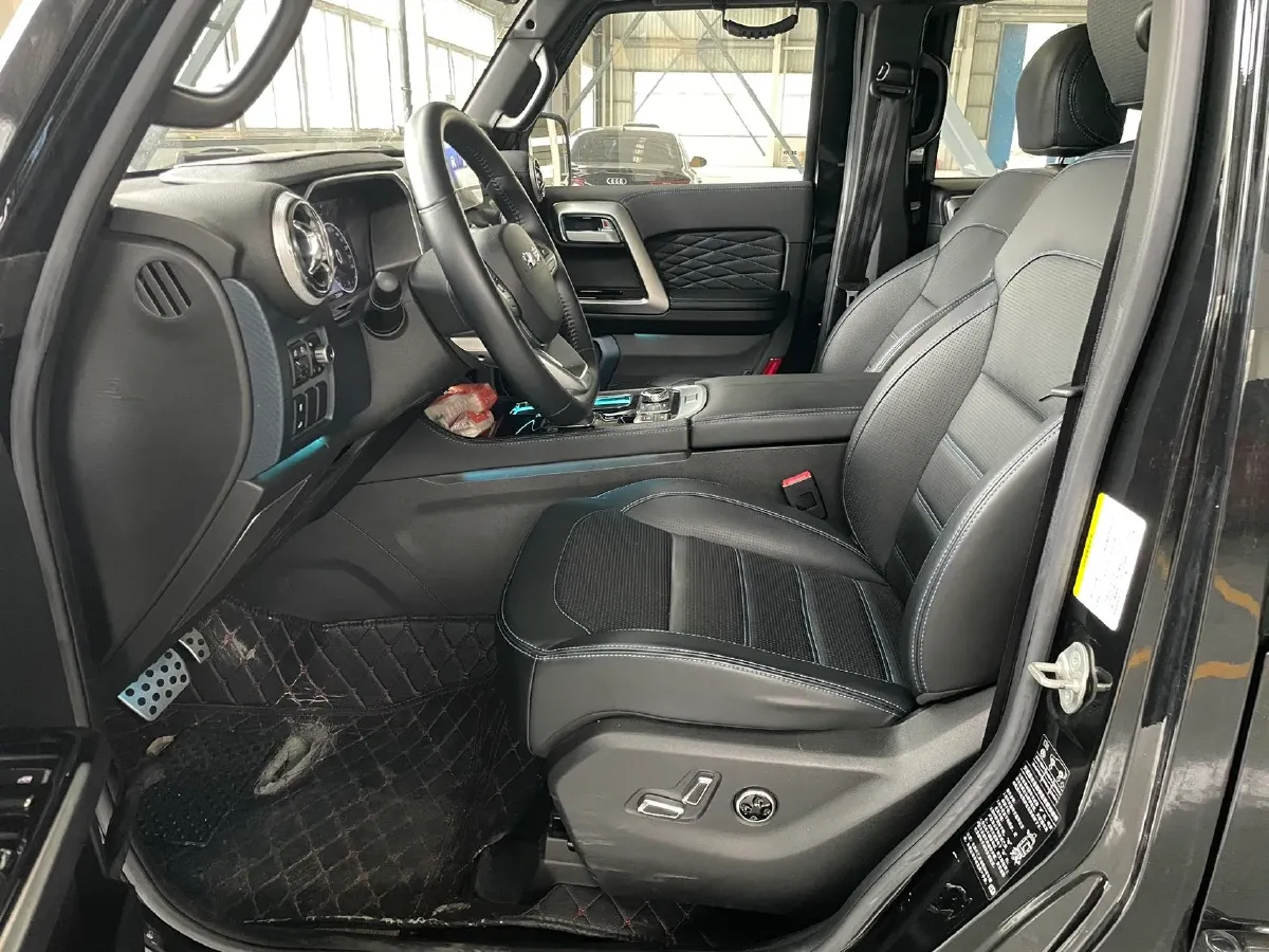 2023 Beijing BJ40 2.0T 224HP L4 8AT,autocango,china used car exporter,china ev exporter,chinese used car exporter,chinese used ev exporter