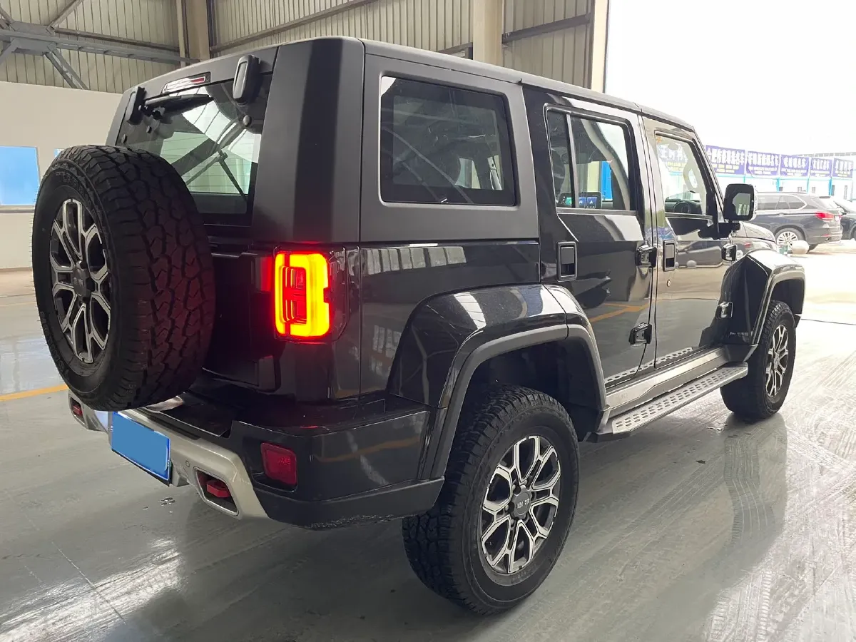 2023 Beijing BJ40 2.0T 224HP L4 8AT,autocango,china used car exporter,china ev exporter,chinese used car exporter,chinese used ev exporter