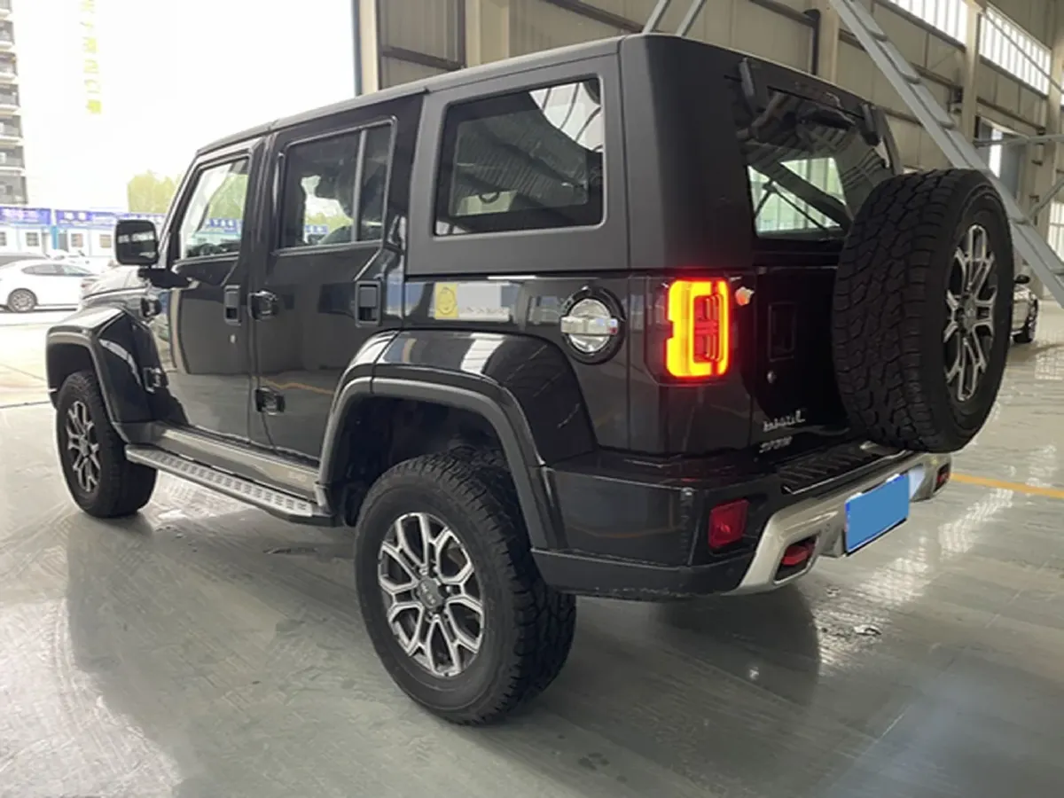 2023 Beijing BJ40 2.0T 224HP L4 8AT,autocango,china used car exporter,china ev exporter,chinese used car exporter,chinese used ev exporter