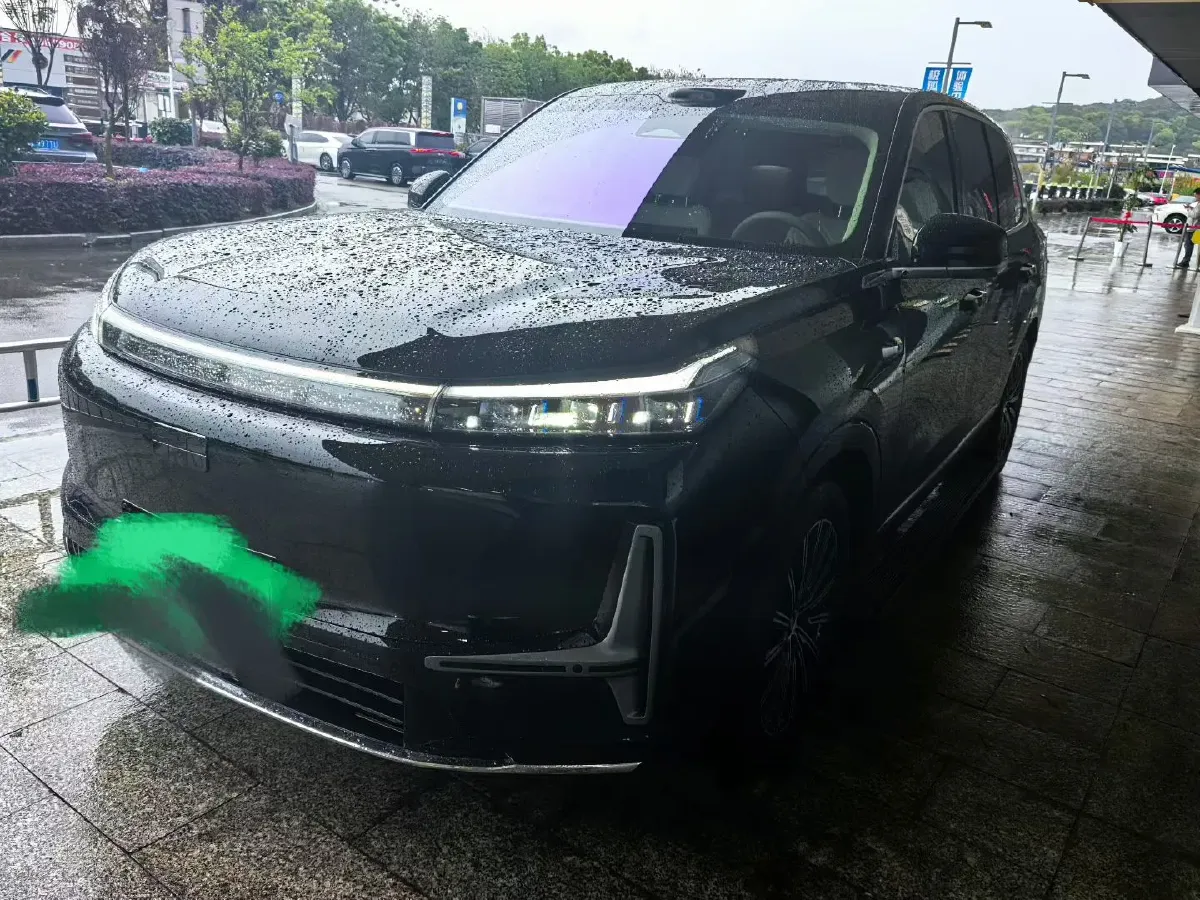 2025 Volkswagen Tiguan L 2.0T 220HP L4 7DCT,autocango,china used car exporter,china ev exporter,chinese used car exporter,chinese used ev exporter