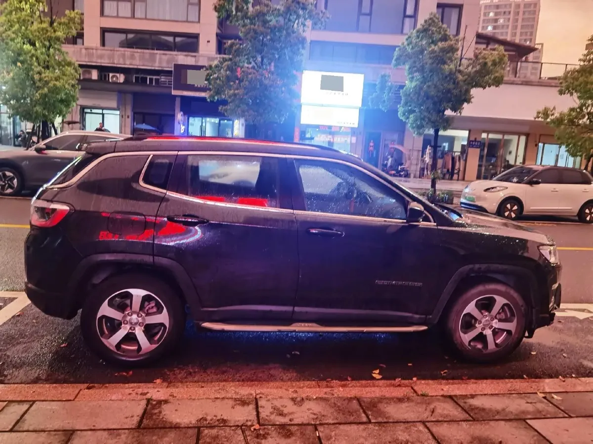 2017 Jeep Compass 1.4T 165HP L4 7DCT,autocango,china used car exporter,china ev exporter,chinese used car exporter,chinese used ev exporter